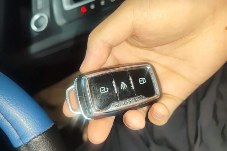 Used JETOUR X70M 2021 1.5T DCT Luxury Partner Model 5 Seats