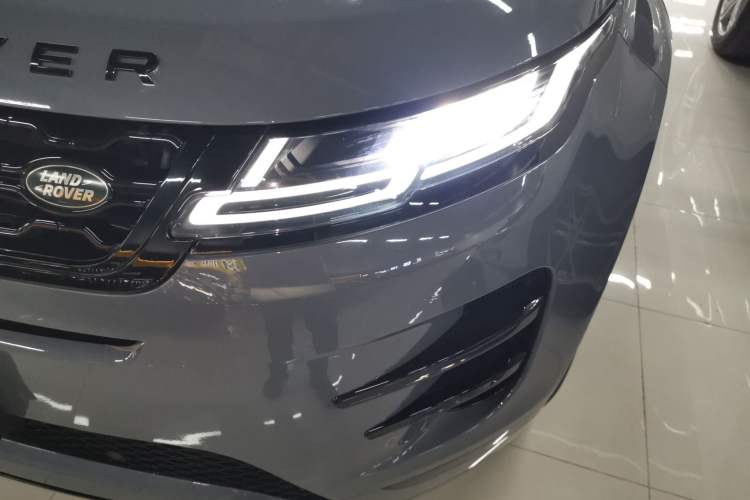 Used Land Rover Range Rover Evoque 2021 Range Rover Velar 249 PS R-Dynamic S Performance Edition