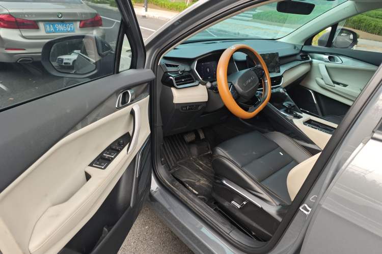 Used Lynk & Co 06 EM-P 2022 PHEV 84 km Range Pro Version
