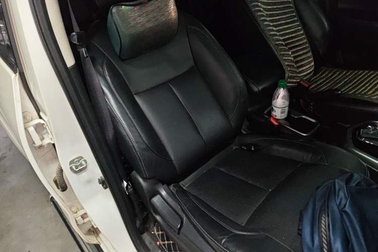 Used Nissan Terra 2018 2.5L Automatic 2WD Luxury Edition
