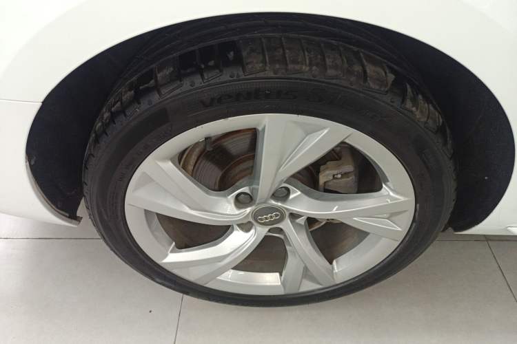 Used Audi A4L 2020 40 TFSI Luxury Dynamic Model
