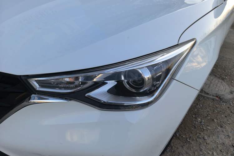 Used CHANGAN Alsvin 2019 1.5L DCT LianDong Cloud Edition Left Front Headlight