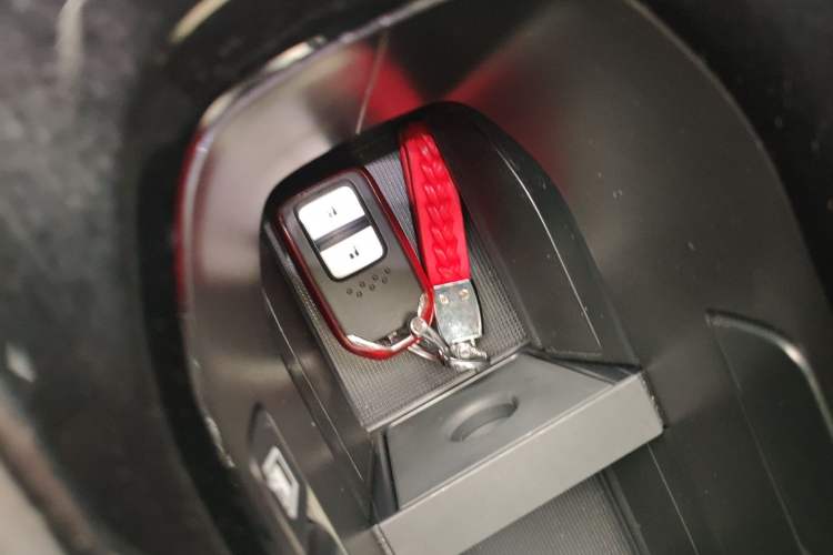 Used Honda Vezel 2020 220 TURBO CVT Luxury Edition
