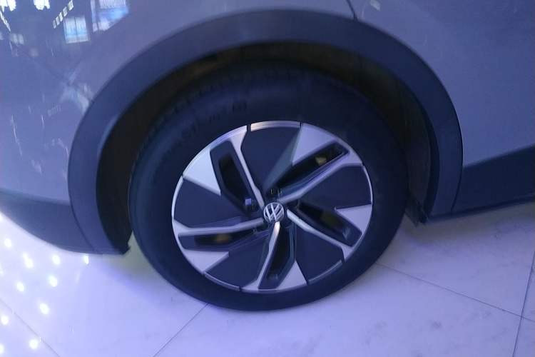 Used Volkswagen ID.4 CROZZ 2022 Pure Edition Limited Edition Right Rear Wheel Hub