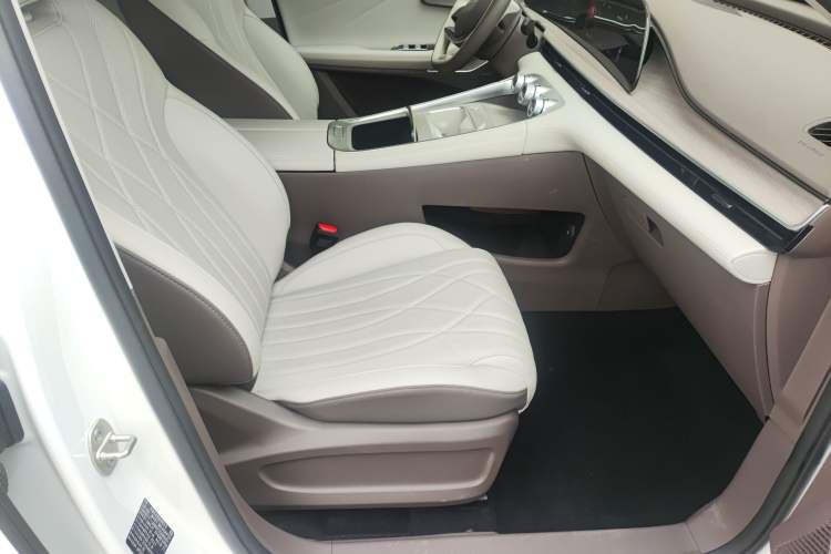 Used EXEED Stellar C-DM 2026 Global Edition 120 Long-Range Two-Wheel Drive
