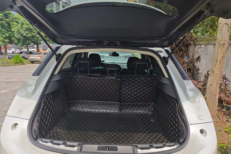 Used DS 6 2018 30THP Prestige Edition