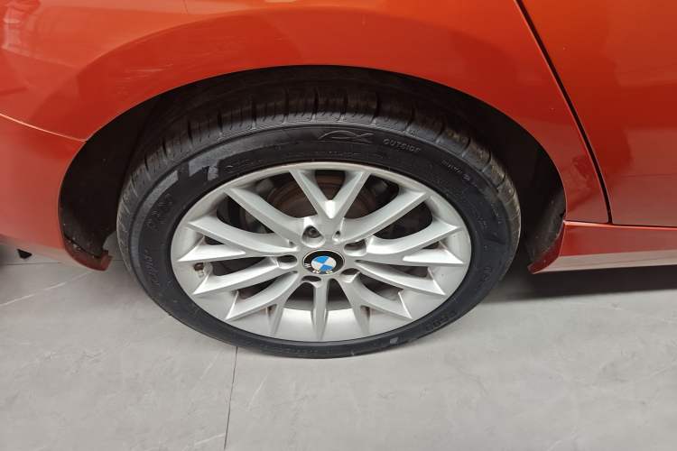 Used BMW 1 Series 2015 120i Leading Model Right Rear Wheel Hub