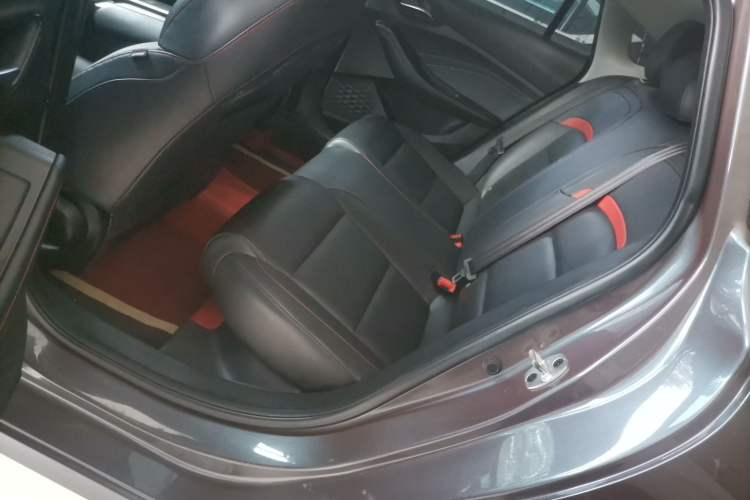 Used MG 5 2021 Revised Version 180 DVVT CVT Youth Luxury Edition Left Rear Seat