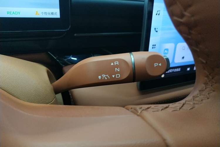 Used Wuling Xingguang 2025 610 km Smart Flagship Version Gear Lever