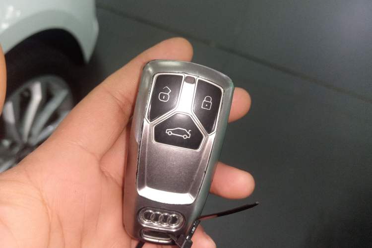 Used Audi A4L 2018 30th Anniversary Edition 40 TFSI Fashion Model