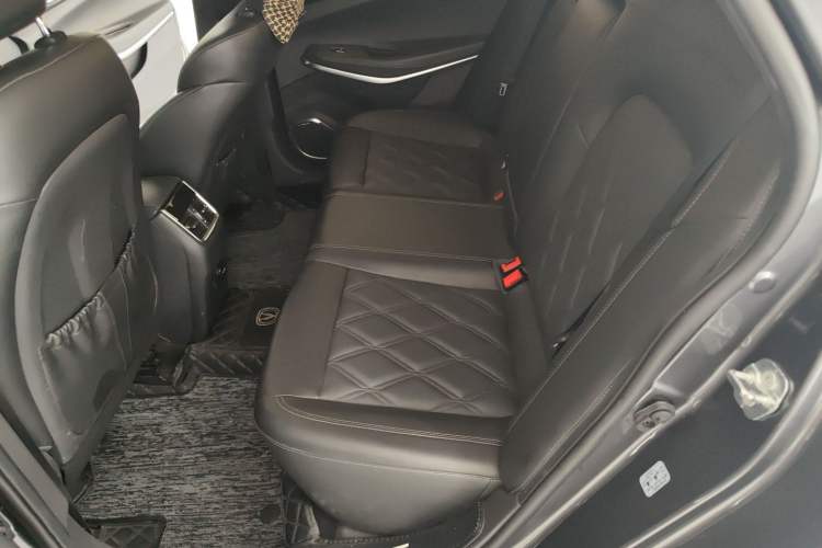 Used CHANGAN Ruicheng CC 2022 Blue Whale Edition 1.5T DCT Prestige Model
