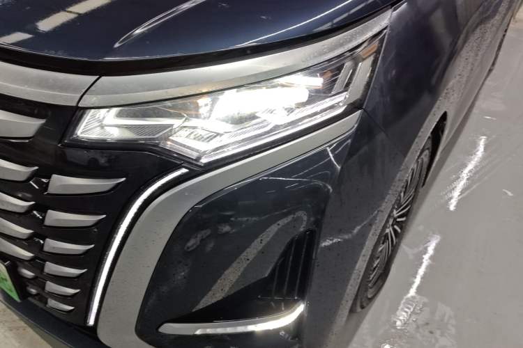 Used Denza D9 2022 DM-i 970 Four-Wheel Drive Flagship Model