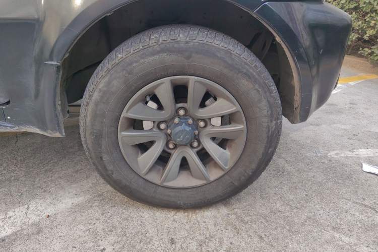 Used Suzuki Jimny 2015 1.3L AT JLX Navigation Edition
