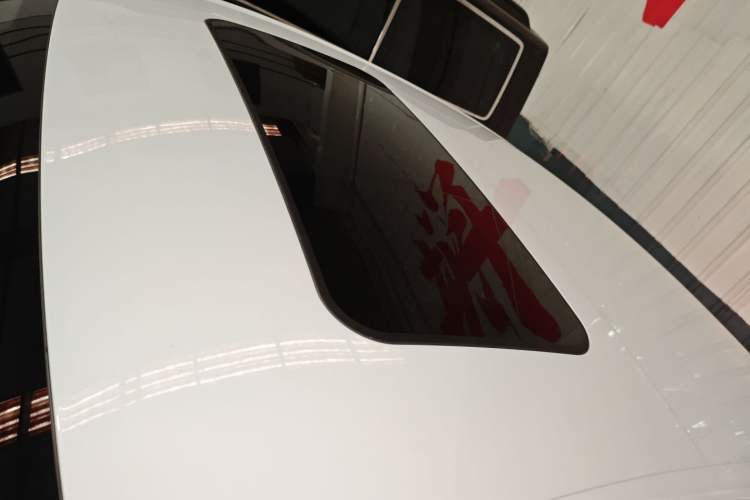 Used Roewe D6 2025 450km Deluxe Edition