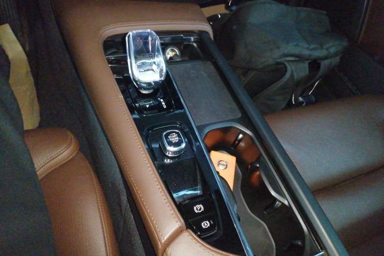 Used Volvo S90 2024 B5 Zhiyuan Luxury Edition
