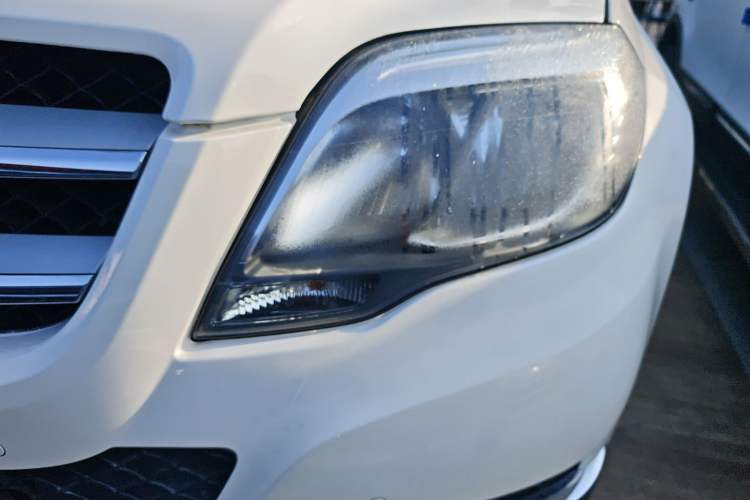 Used Mercedes-Benz GLK-Class 2013 GLK 300 4MATIC Dynamic Sunroof Model