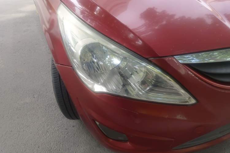 Used Hyundai Verna (older generation) 2010 Sedan 1.4L Manual Standard GL Model
