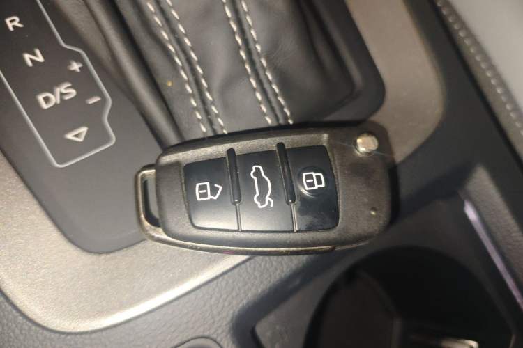 Used Audi Q3 2020 40 TFSI Fashion Dynamic Model