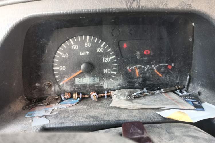 Used Dongfeng Xiaokang K07II 2013 1.0L Base Version Instrument Cluster