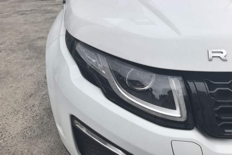 Used Land Rover Range Rover Evoque 2018 240PS PURE Style Edition