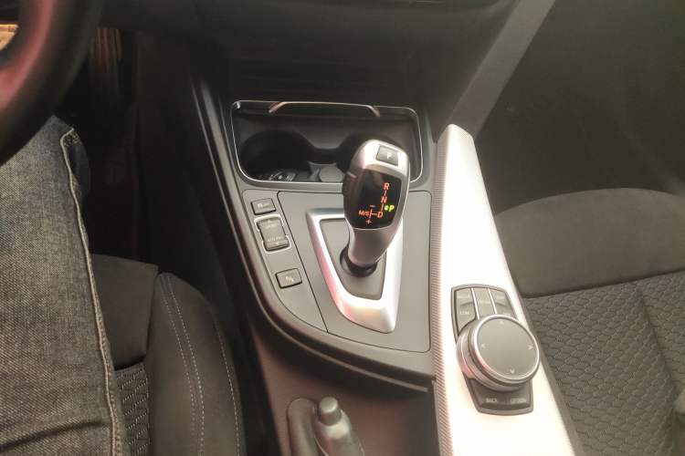 Used BMW 4 Series 2019 425i Gran Coupe M Sport Package Gear Lever