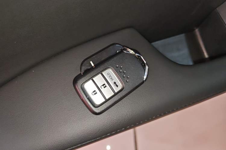 Used Honda Envix 2022 180TURBO CVT Comfort Version