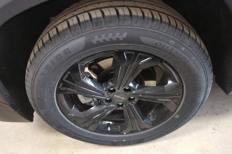 Used JETOUR Dashing 2026 Model—Youth Edition, 1.5T 6DCT Luxury Edition