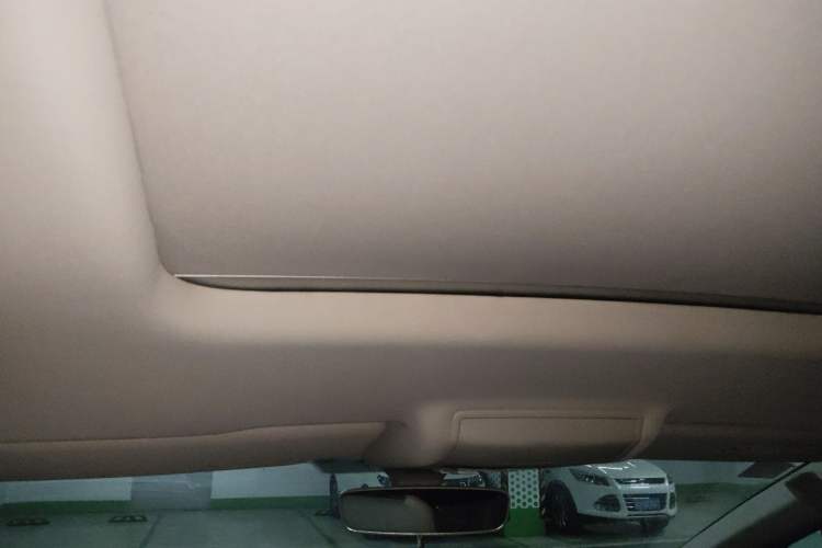 Used Volkswagen Viloran 2020 380TSI Prestige Edition Headliner