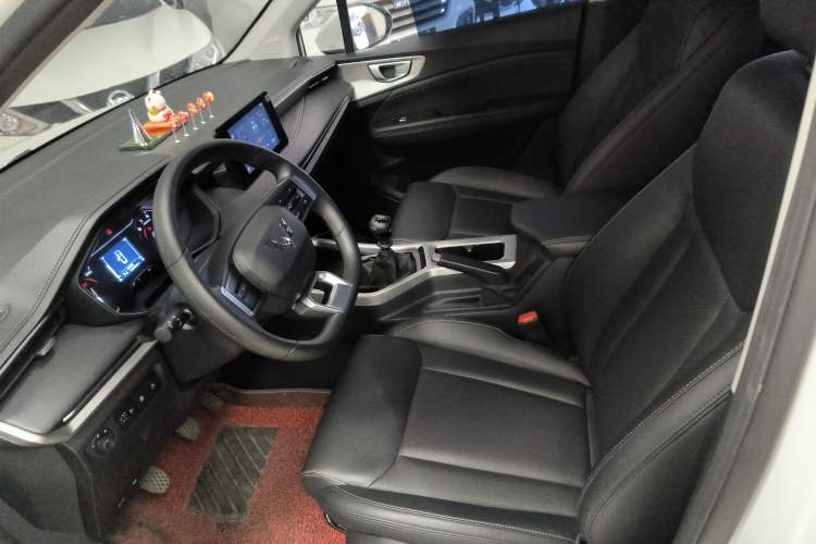 Used Wuling Jiachen 2022 1.5L Manual Comfort Edition
