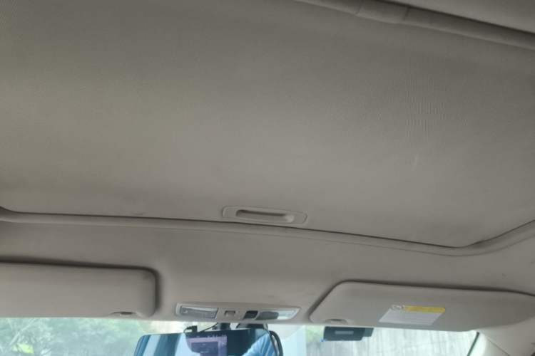 Used Mitsubishi Outlander 2018 2.4L 4x4 Luxury Edition 7-Seater
