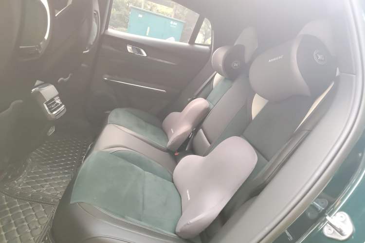 Used Lynk & Co 05 2023 2.0TD Two-Wheel Drive Shine Halo