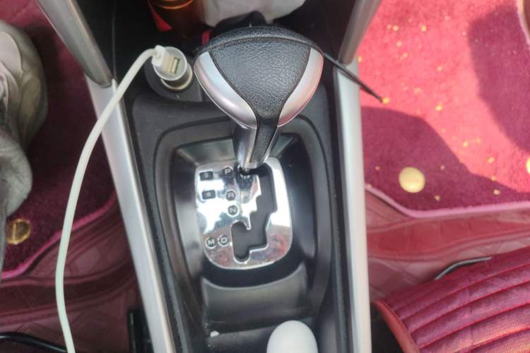 Used Citroen C3-XR 2017 1.6L Automatic Pioneer Model Gear Lever