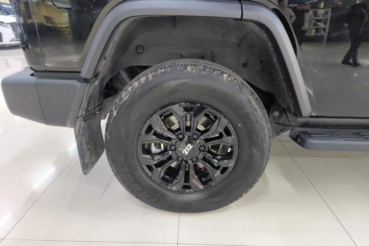 Used 212 T01 2024 2.0T Mechanic