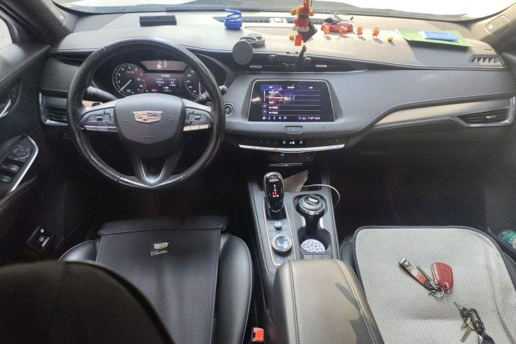 Used Cadillac XT4 2020 Revised Version 28T Two-Wheel Drive Leading Edition
