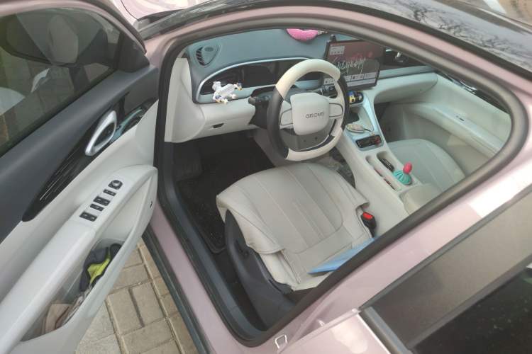 Used Geely Galaxy Geome 2025 UP 410km Exploration Edition
