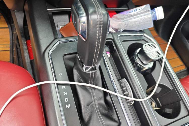 Used Ford F-150 Raptor 
