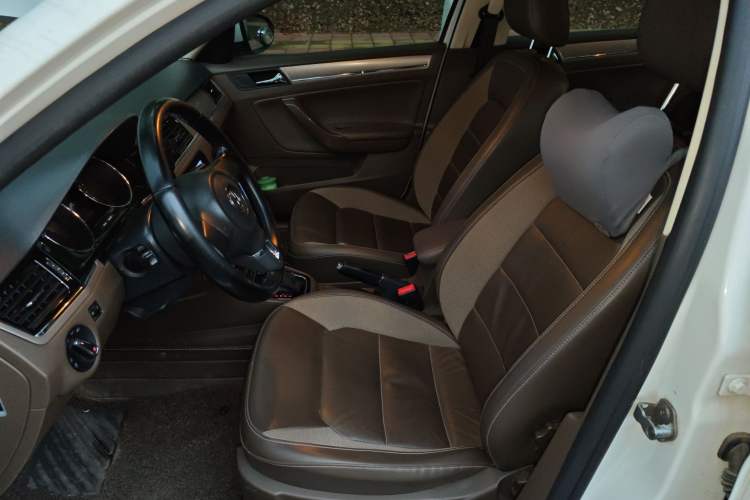 Used Volkswagen Bora 2014 1.4TSI Automatic Comfort Model Left Front Seat