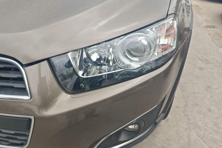 Used Chevrolet Captiva 2015 2.4L 4x4 Flagship Edition 7-Seater