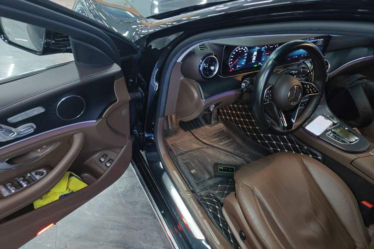 Used Mercedes-Benz E-Class New Energy 2023 E 350 e L Plug-in Hybrid Sedan