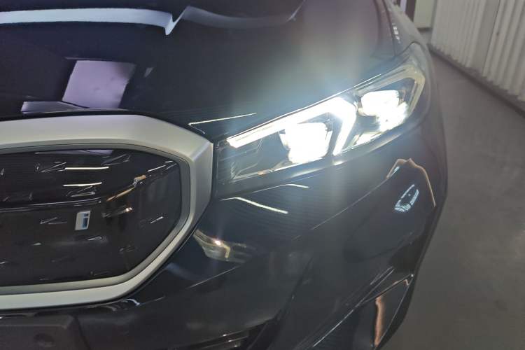 Used BMW i3 2022 eDrive 35 L