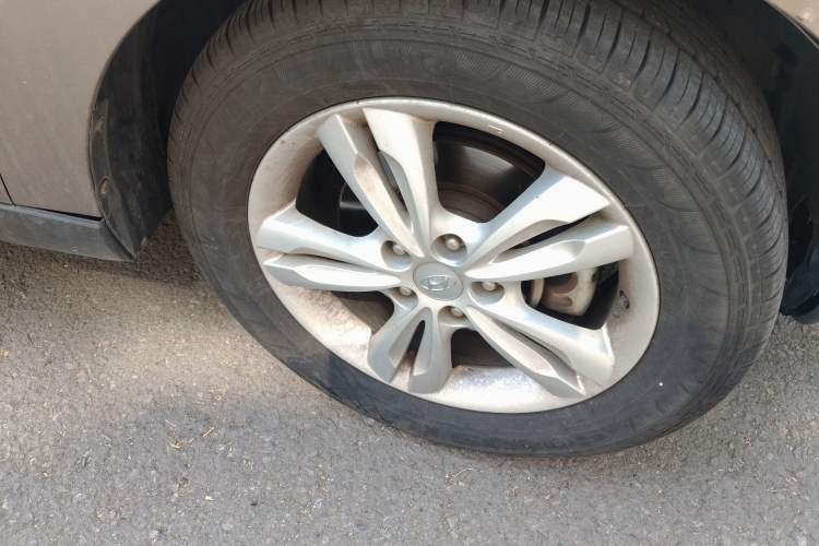 Used Hyundai ix35 2012 2.0L Automatic Two-Wheel Drive Elite Edition GLS
