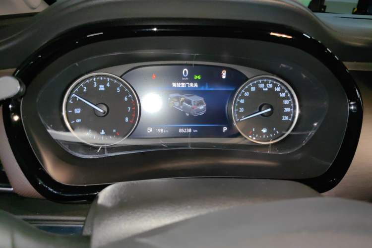 Used Buick GL8 2022 Land Business Class 652T Luxury Model
