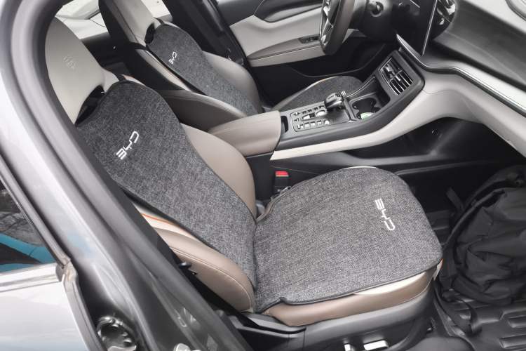 Used BYD Qin PLUS 2023 Champion Edition EV 610KM Excellence Model Right Front Seat