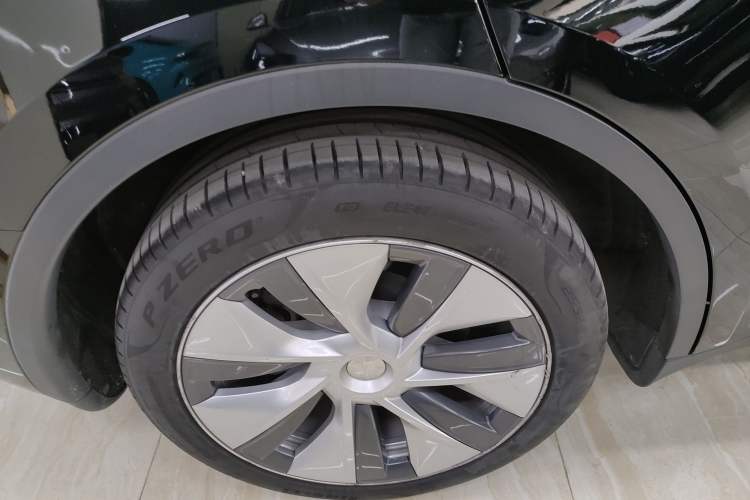 Used Tesla Model Y 2022 Rear-Wheel-Drive Version