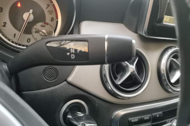 Used Mercedes-Benz GLA 2015 GLA 200 Fashion Model