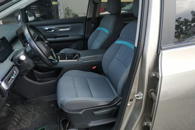 Used AION Y 2022 Plus 70 Enjoy Edition
