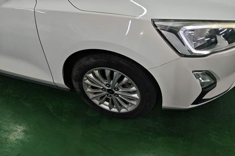 Used Ford Focus 2019 Hatchback EcoBoost 180 Automatic Trendy Model
