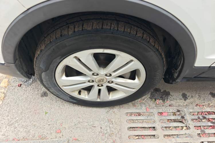 Used CHANGAN OSHAN CX70 2016 1.6L Manual Comfort Model