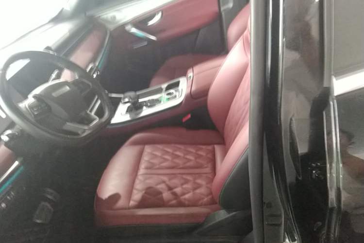 Used JETOUR X70 PLUS 2023 1.5T DCT Brave PLUS 7-Seater
