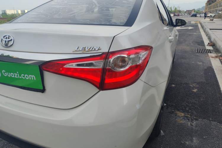 Used Toyota Levin 2014 1.8 GS CVT Elite Edition Right Rear Taillight